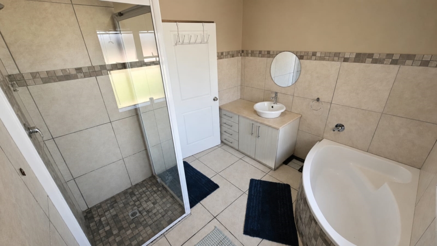 4 Bedroom Property for Sale in Mossel Bay Golf Estate Western Cape